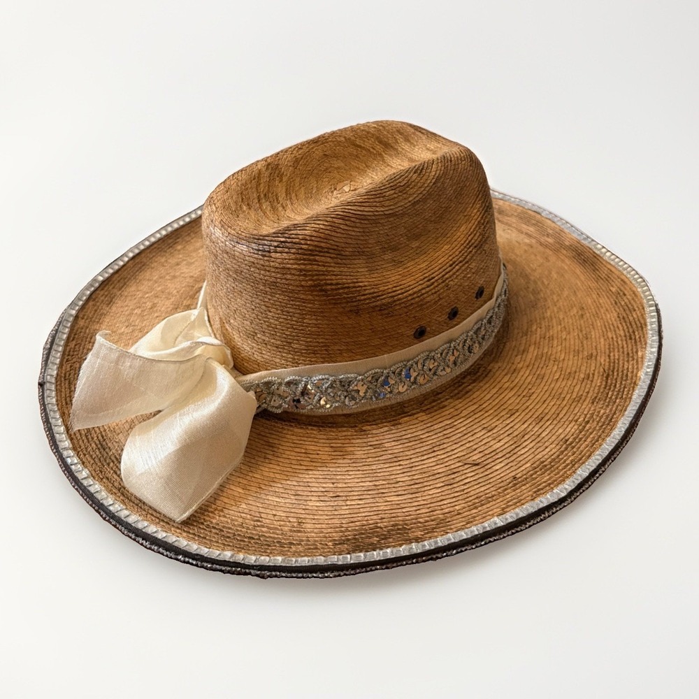 Jason Aldean Collection Cowgirl Hat Embellished Bow Bejeweled OSFM
